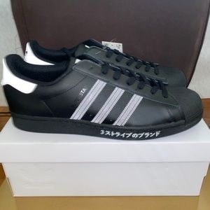 adidas SuperStar International Flavor Black
